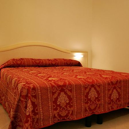 Residence Olimpo リミニ エクステリア 写真