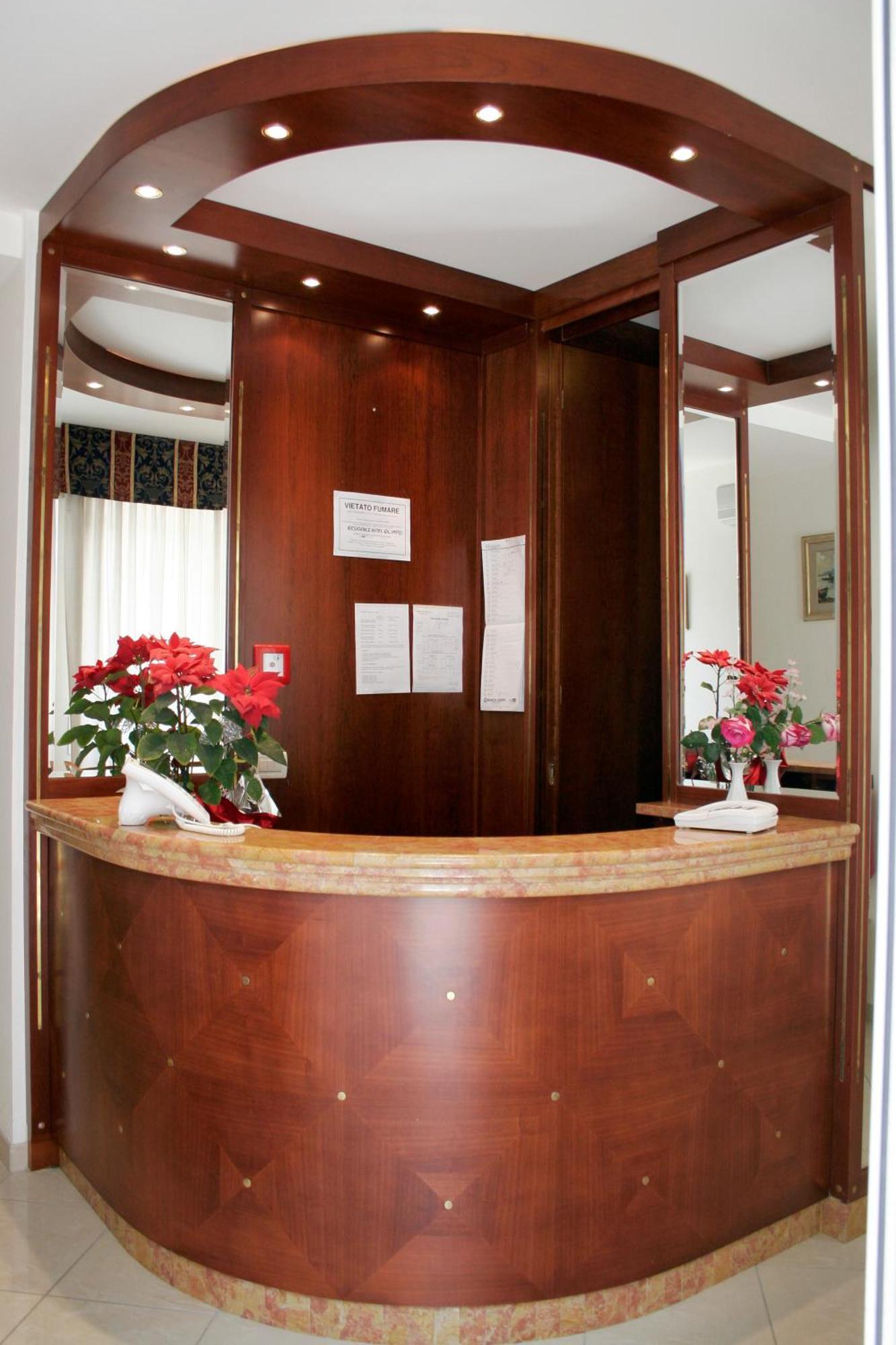 Residence Olimpo リミニ エクステリア 写真