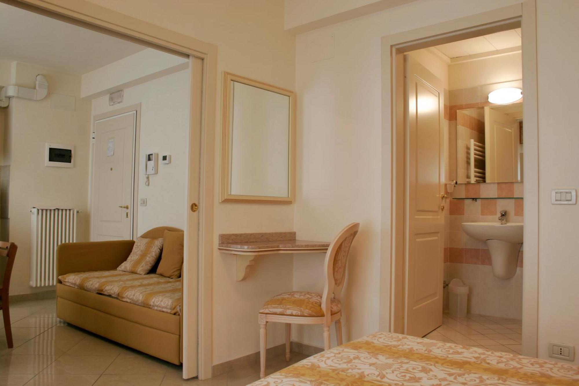 Residence Olimpo リミニ エクステリア 写真
